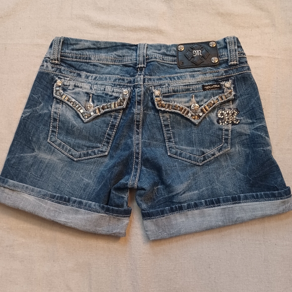 Miss Me Dark Blue Distressed Cuffed Easy Shorts Women's Waist 29 - Picture 7 of 12